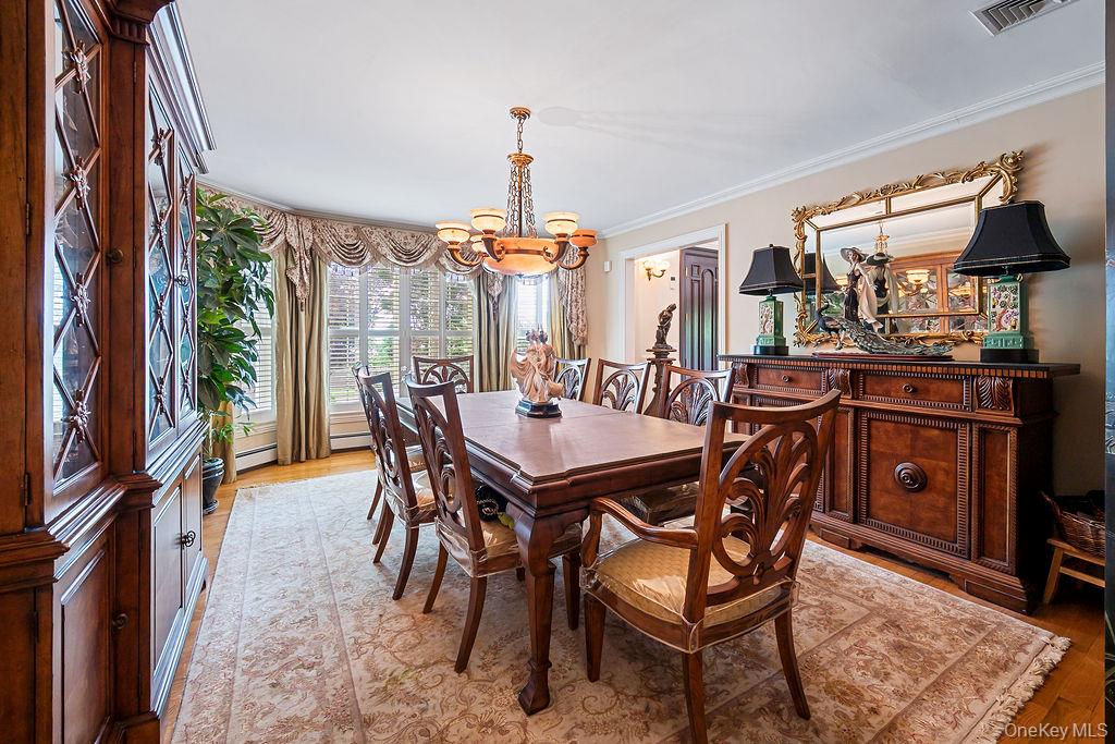 4 Point Crescent Queens, NY 11357 - Photo 10 of 39