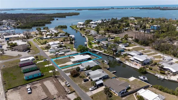 $589,000 | 1750 Winstan Avenue, Englewood, FL 34223