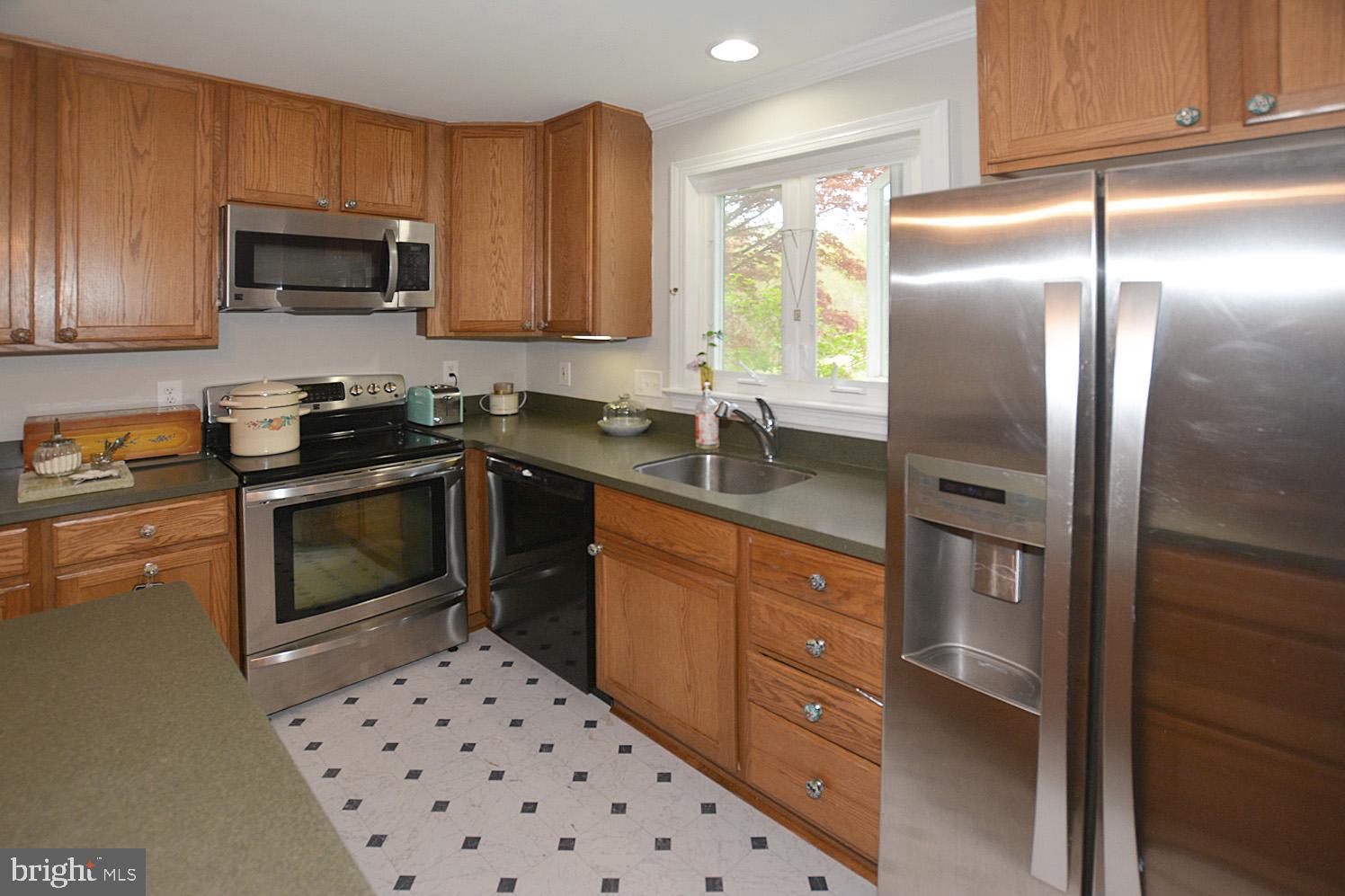 7962 Leeds Manor Road Marshall, VA 20115 - Photo 18 of 48 Gallery Image 18