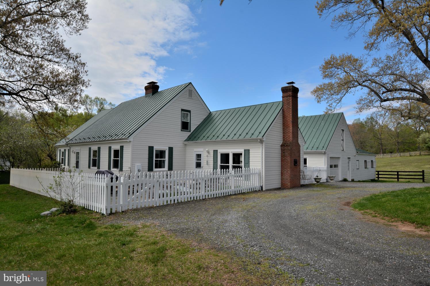 7962 Leeds Manor Road Marshall, VA 20115 - Photo 3 of 48 Gallery Image 3