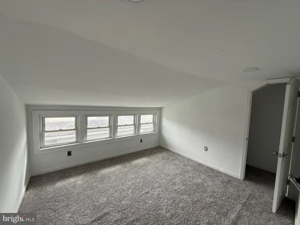 $274,900 | 132 Walnut Street, Westville, NJ 08093