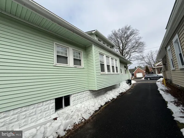 $274,900 | 132 Walnut Street, Westville, NJ 08093