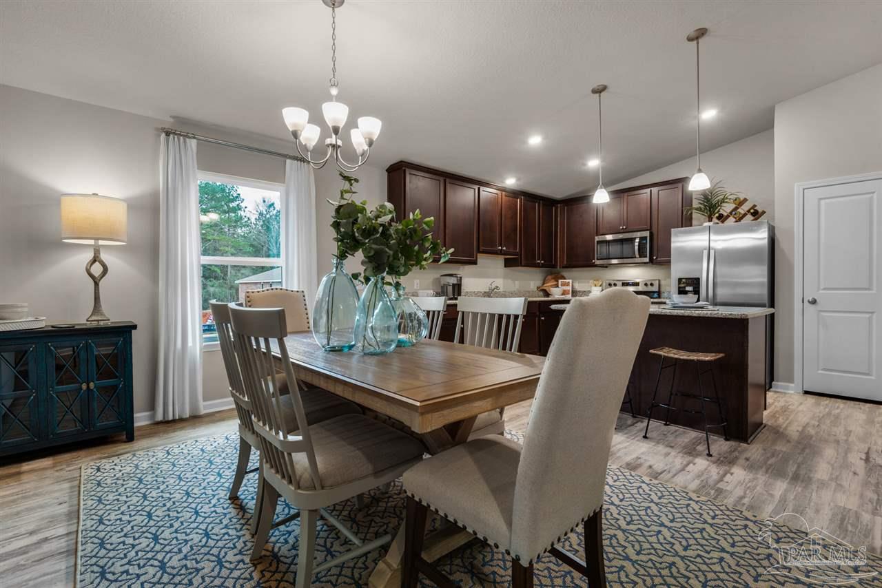 8946 Skip Stone Road Milton, FL 32583 - Photo 8 of 29 Gallery Image 8