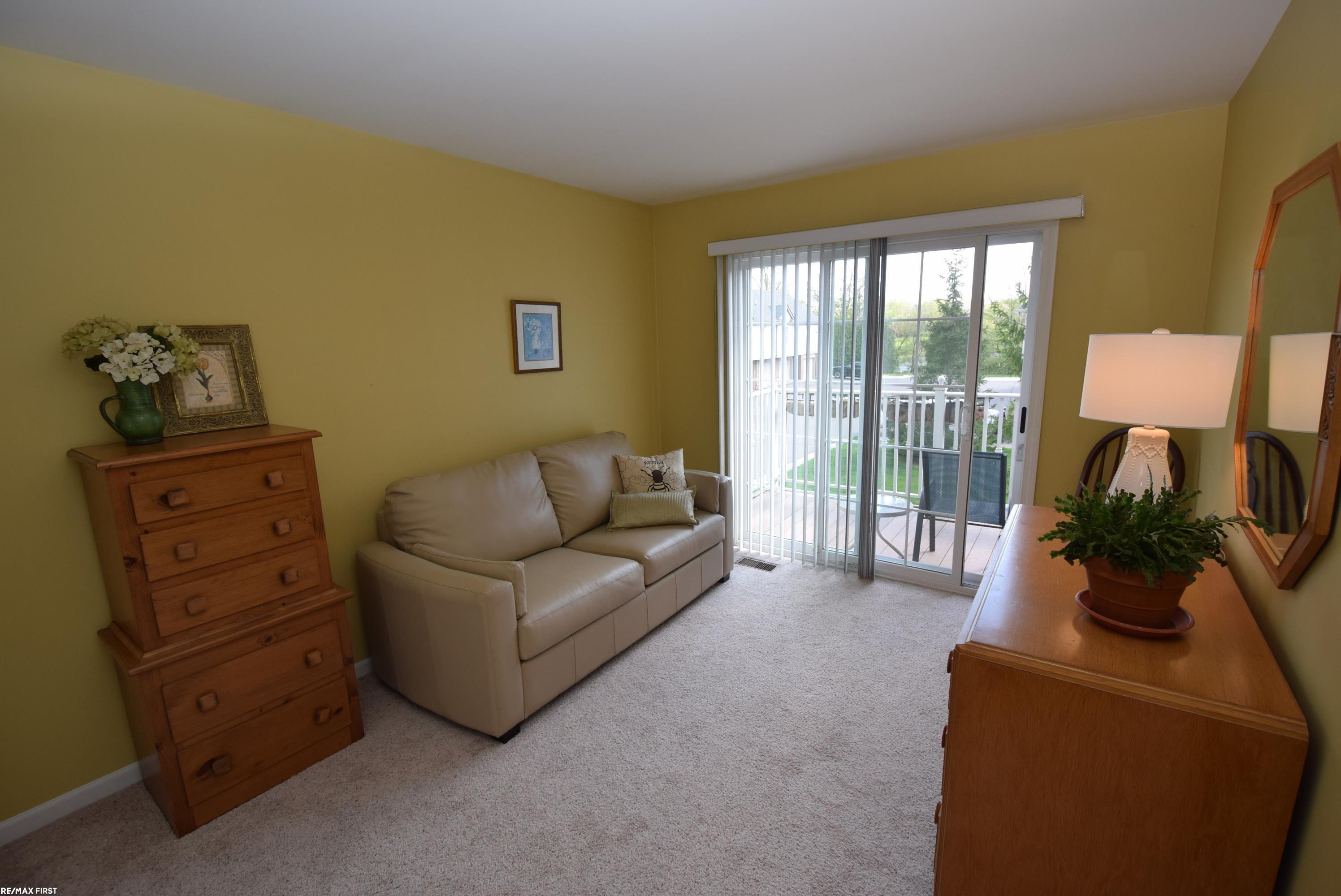 3603 Oakmonte Boulevard Rochester, MI 48306 - Photo 20 of 32 50141056-d4ee8d6a-8d83-48c8-afc3-edcaeabd00b5.JPG