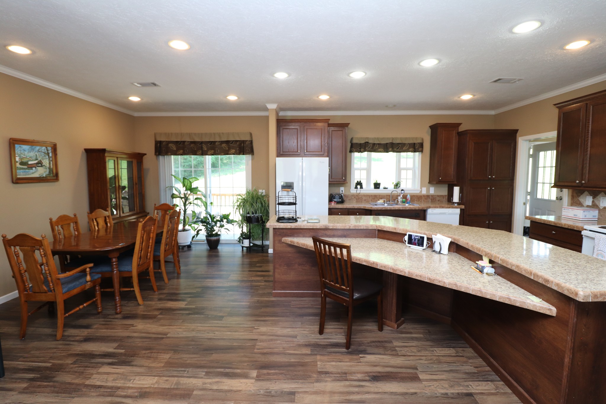 665 Honeysuckle Lane Road Bethpage, TN 37022 - Photo 8 of 58 Gallery Image 8