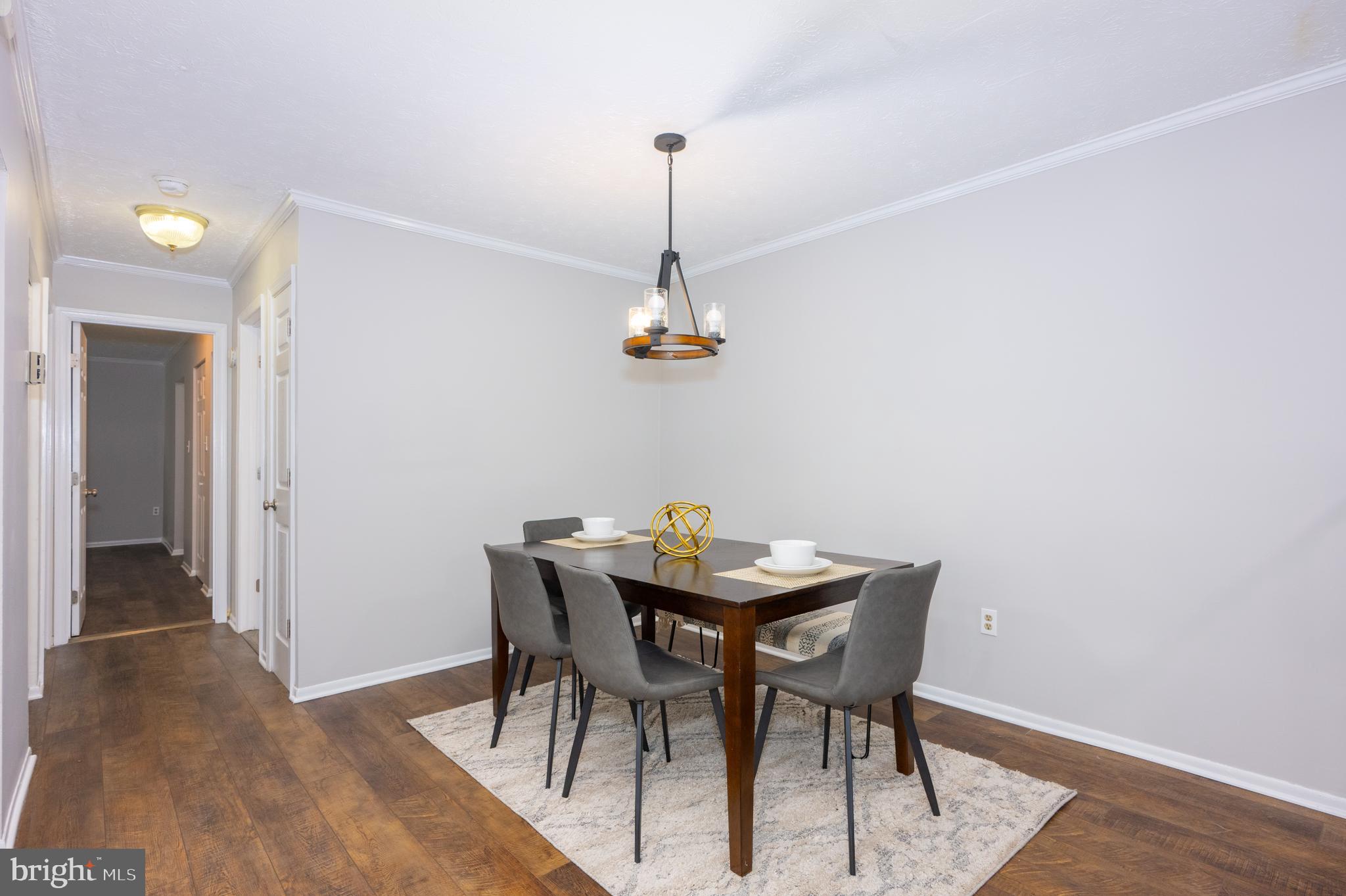 8007 Mandan Road, Unit 615 Greenbelt, MD 20770 - Photo 6 of 20 Separate dinning