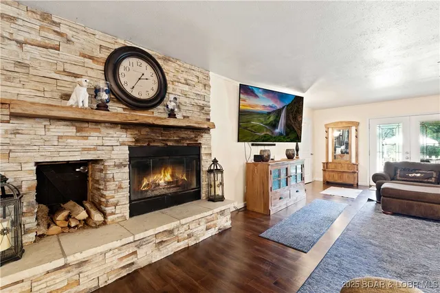 $875,000 | 2674 Highway 17, Iberia, MO 65486