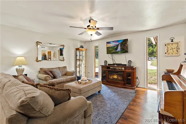 $875,000 | 2674 Highway 17, Iberia, MO 65486