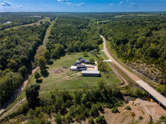 $875,000 | 2674 Highway 17, Iberia, MO 65486