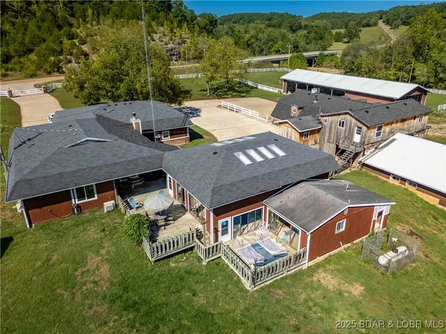 $875,000 | 2674 Highway 17, Iberia, MO 65486