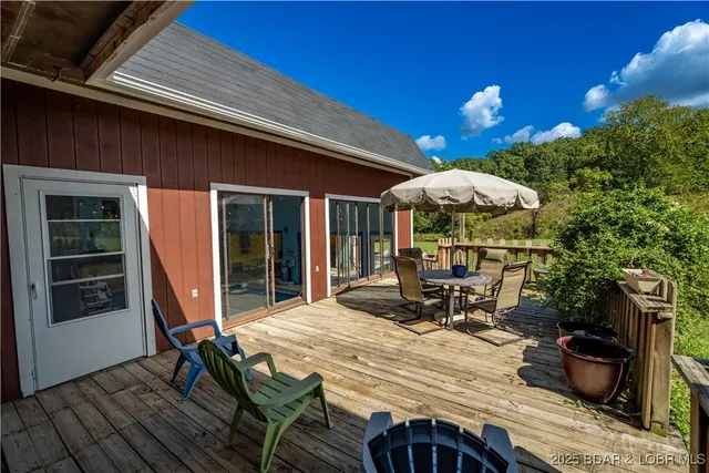 $875,000 | 2674 Highway 17, Iberia, MO 65486