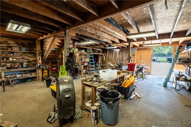 $875,000 | 2674 Highway 17, Iberia, MO 65486