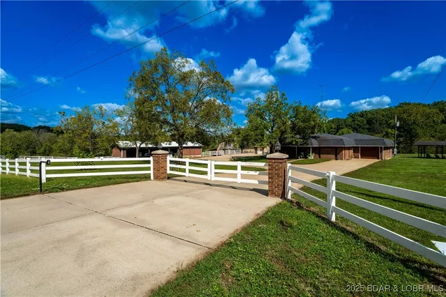 $875,000 | 2674 Highway 17, Iberia, MO 65486