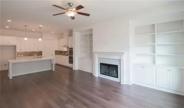 $442,600 | 5865 Overlook Ridge East, Unit 105, Suwanee, GA 30024