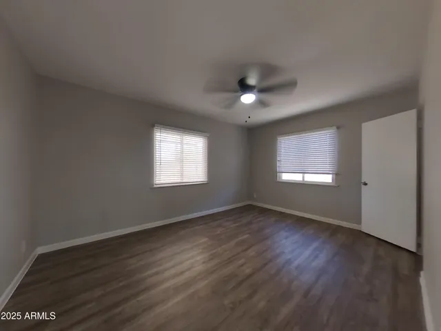 $1,889 | 7201 North 26th Lane, Phoenix, AZ 85051