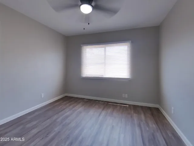 $1,889 | 7201 North 26th Lane, Phoenix, AZ 85051