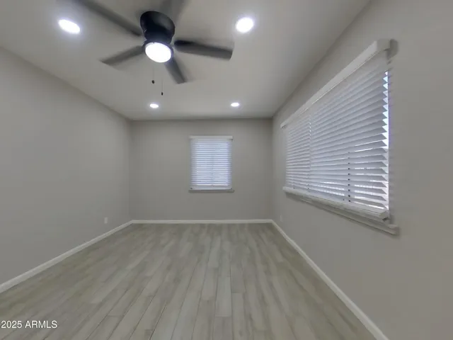 $1,889 | 7201 North 26th Lane, Phoenix, AZ 85051