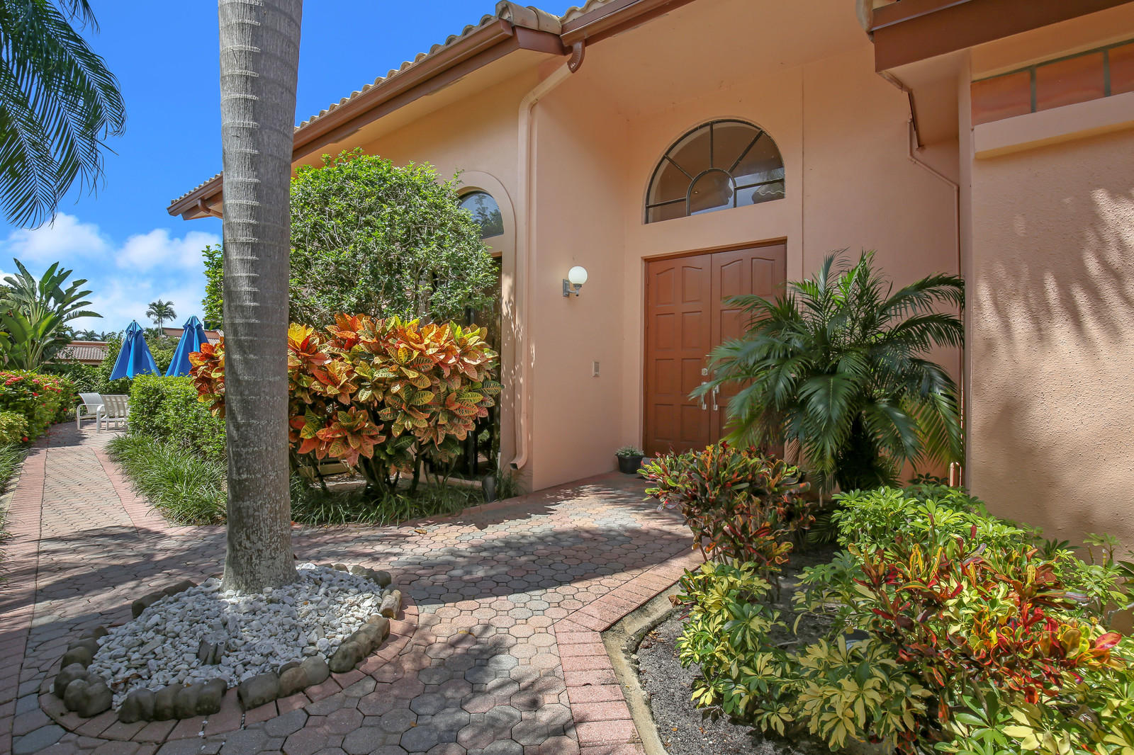 6485 Via Rosa Boca Raton, FL 33433 - Photo 2 of 23 02_Image2_mls