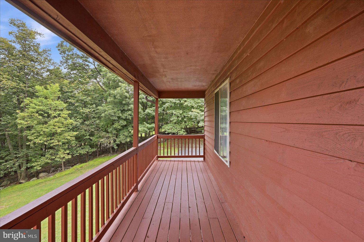 337 Chestnut Trail Road Front Royal, VA 22630 - Photo 5 of 56 Front Porch