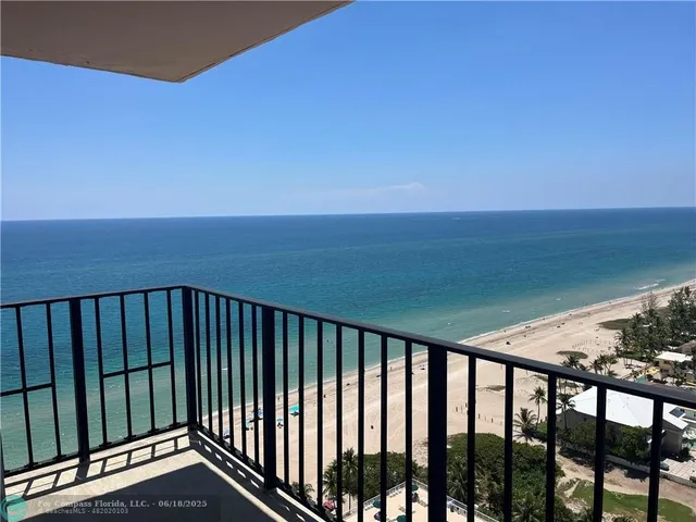 a view of a large building