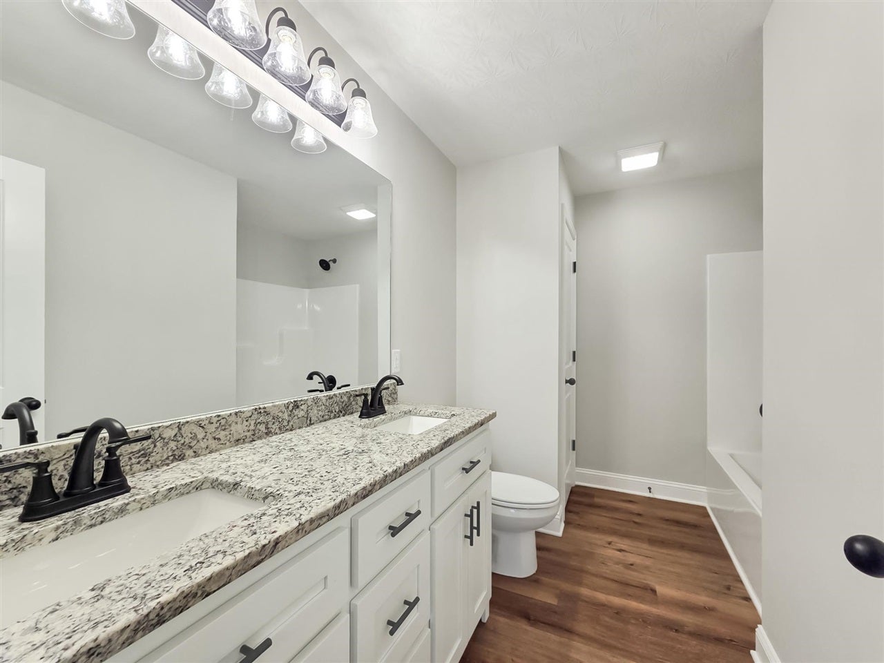 11869 Franklin Road Franklin, KY 42134 - Photo 12 of 16 Gallery Image 12