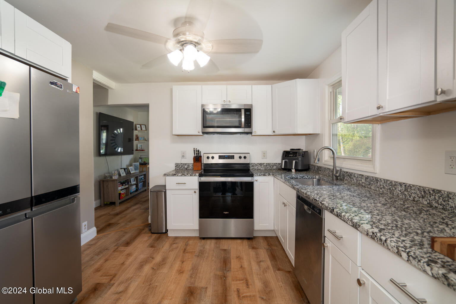 14 Westcott Road Troy, NY 12182 - Photo 10 of 24 DSC06072-Edit