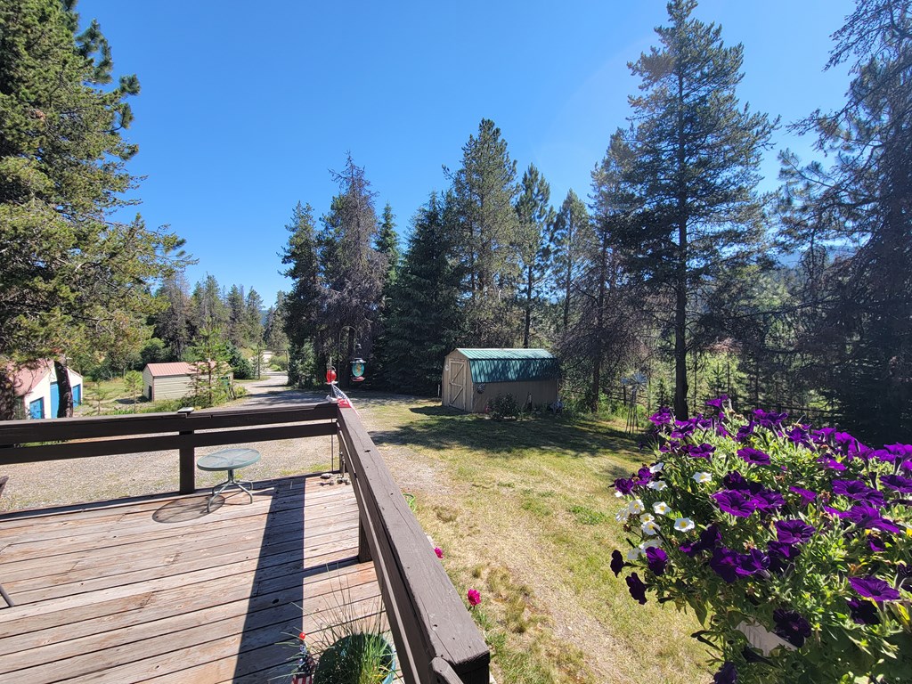 10525 Skunk Creek Road Cascade, ID 83611 - Photo 9 of 41 Lovely views
