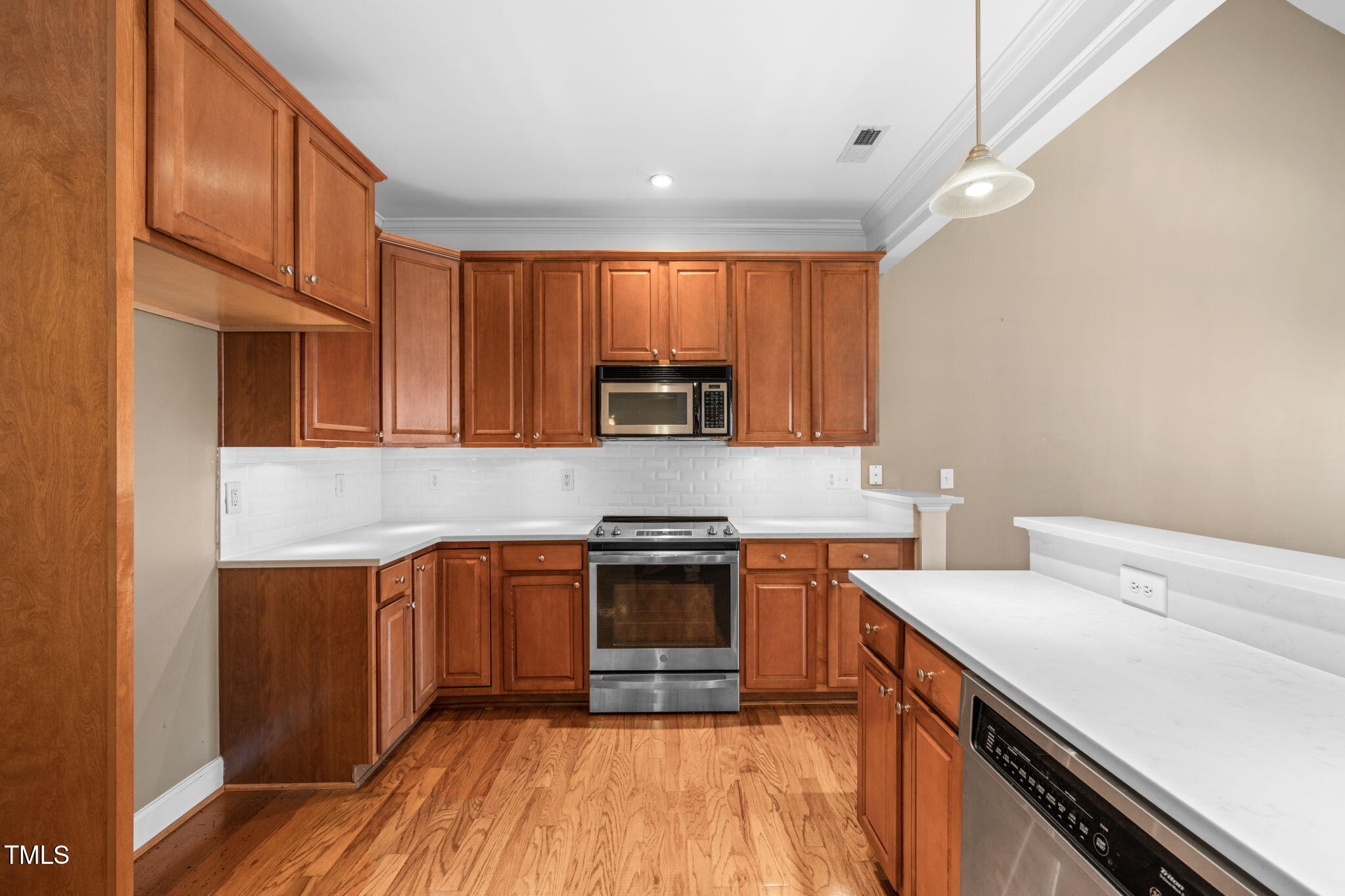 3614 Lion Ridge Court Raleigh, NC 27612 - Photo 23 of 52 Kitchen (4)