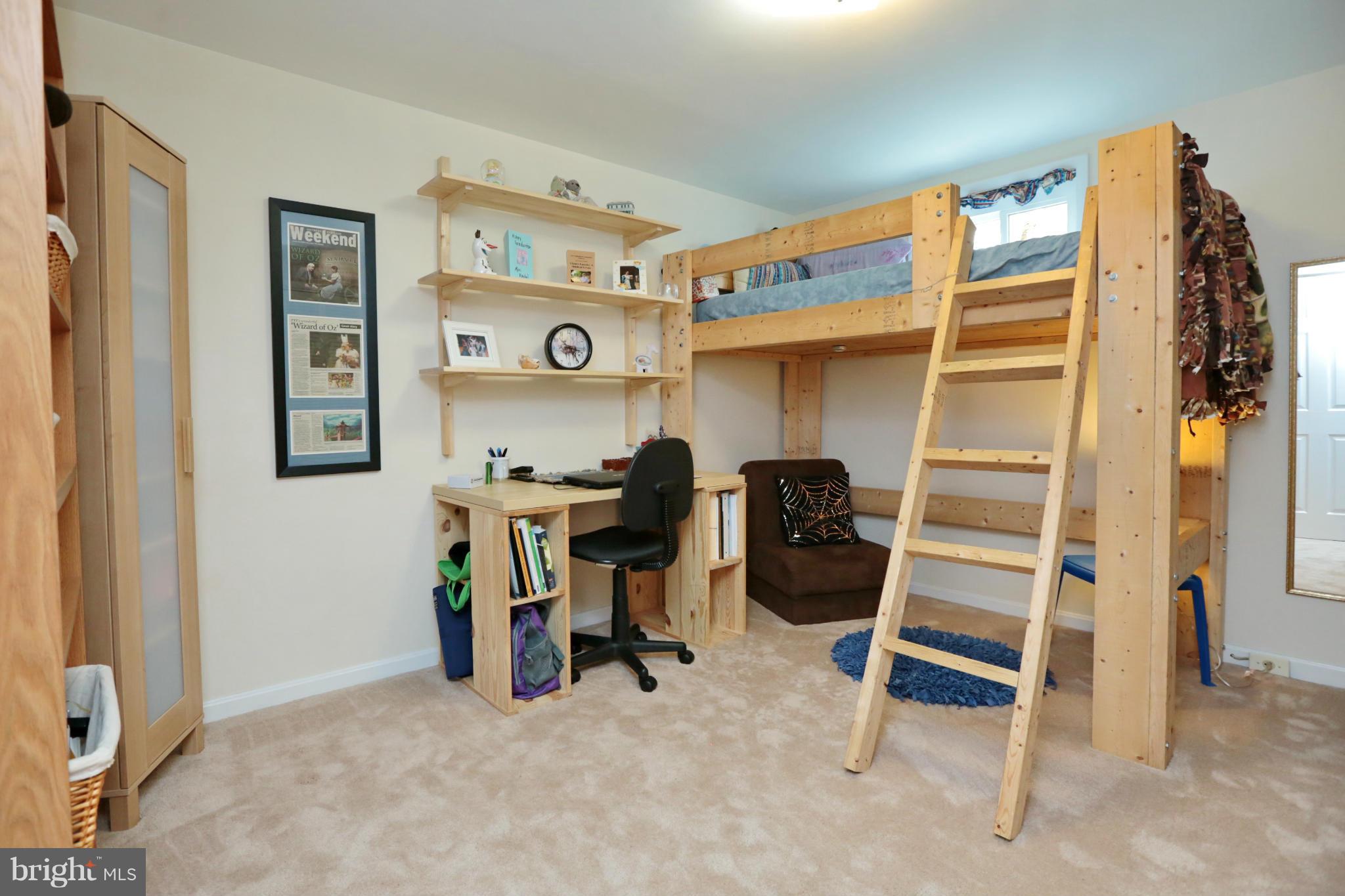 8670 Lowell Road Pomfret, MD 20675 - Photo 21 of 30 Multiple-use room with Closet