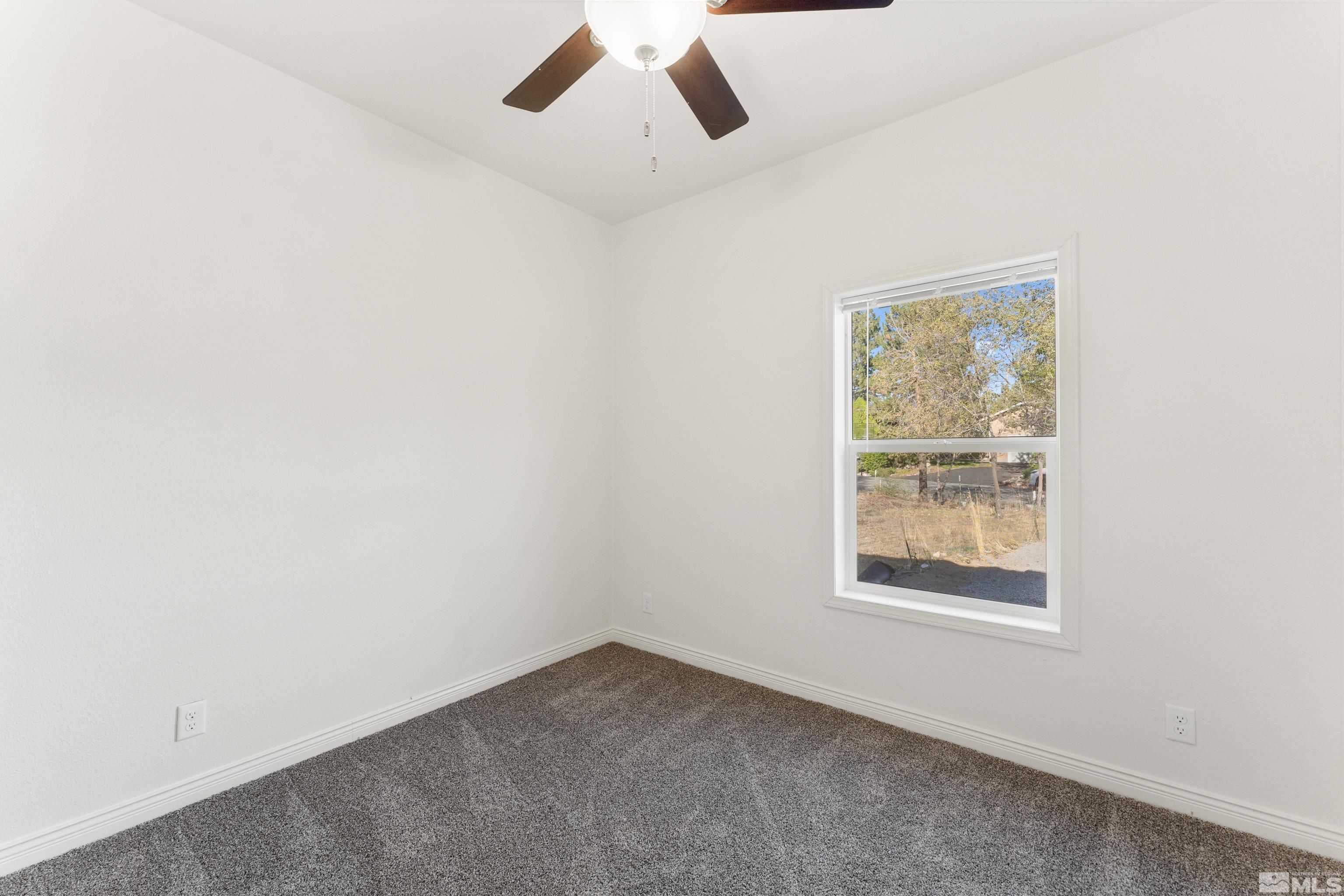 3605 Hummingbird Drive Reno, NV 89508 - Photo 32 of 37 Photo 32