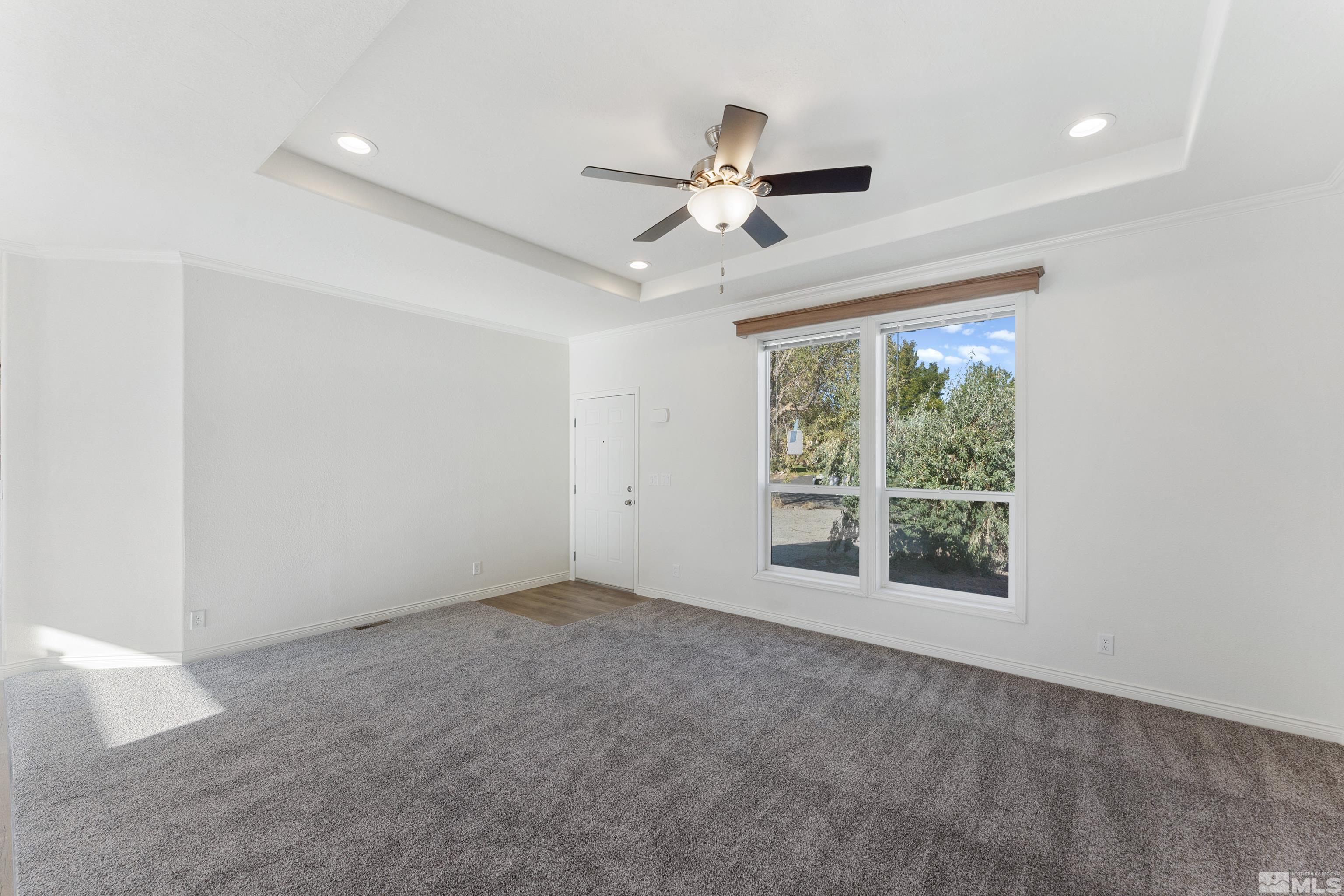 3605 Hummingbird Drive Reno, NV 89508 - Photo 9 of 37 Photo 9