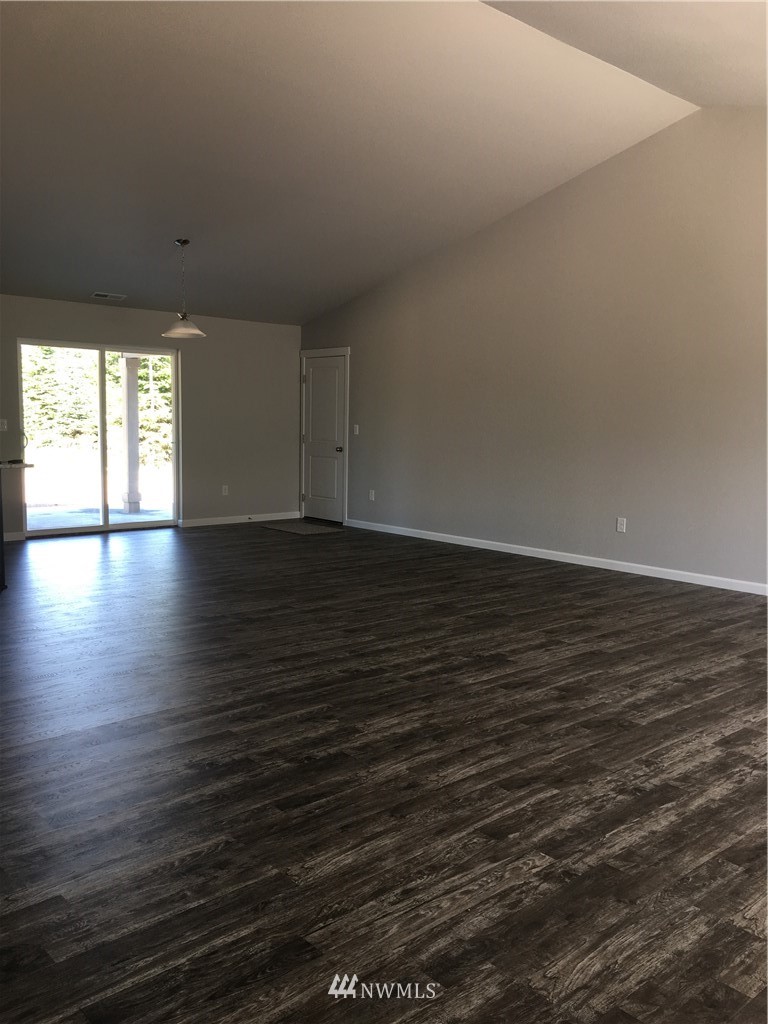990 Southeast Phillips Road Shelton, WA 98584 - Photo 6 of 24 Gallery Image 6