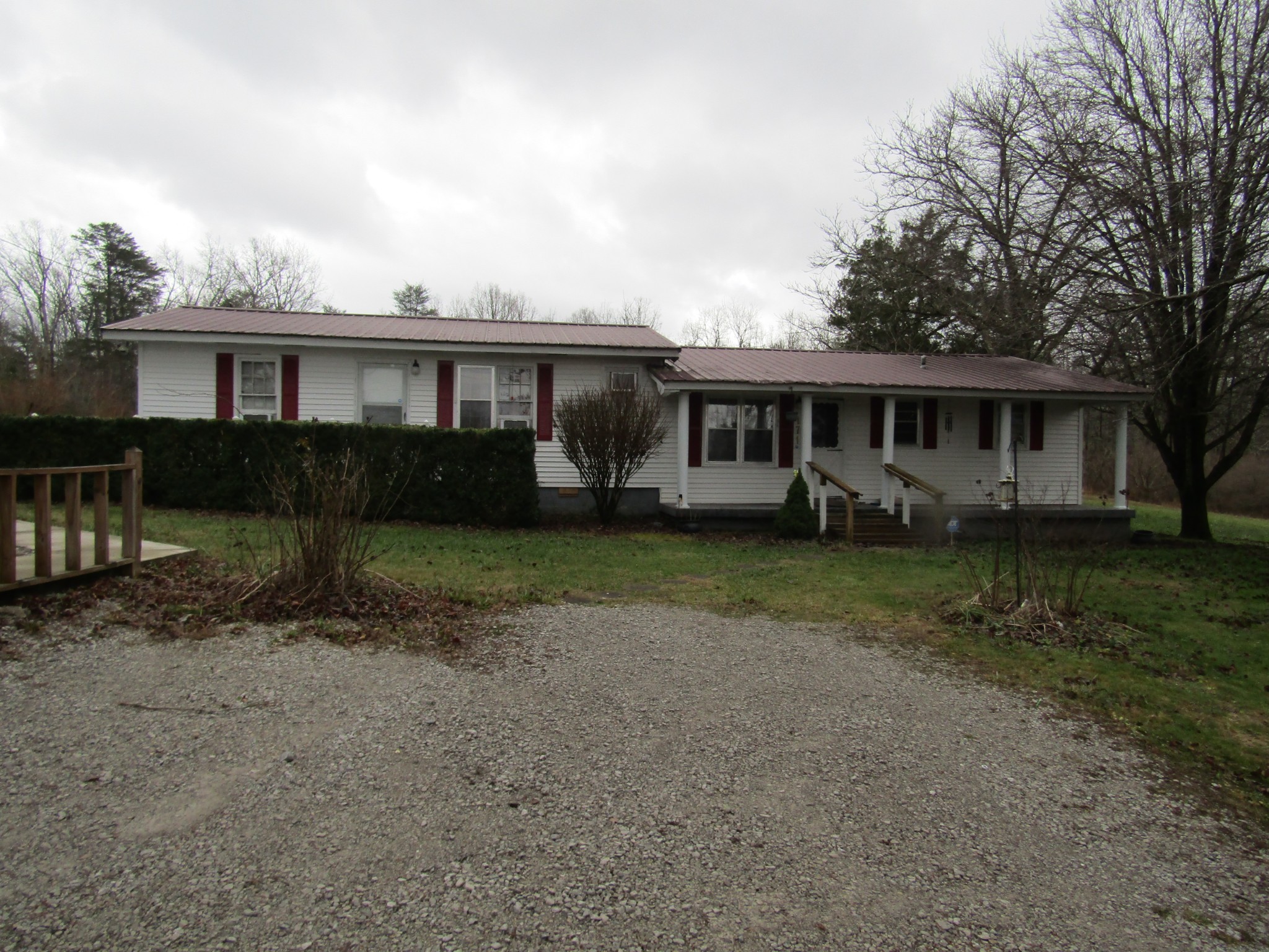 171 Sheep Ranch Road Altamont, TN 37301 - Photo 33 of 48 front view of a house with a yard