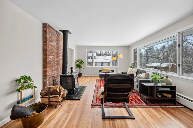 $575,000 | 25 Hubbard Park Drive, Montpelier, VT 05633