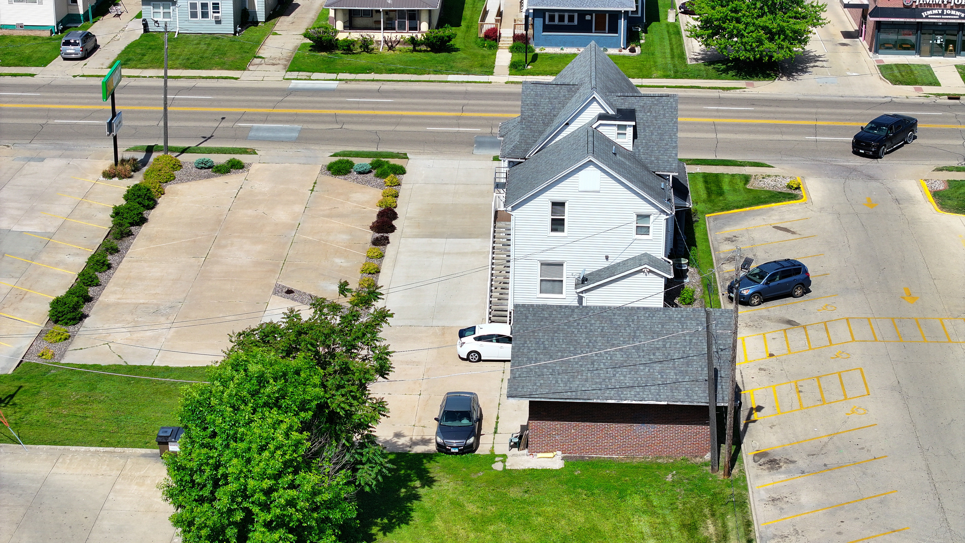 819 North 2nd Street Clinton, IA 52732 - Photo 22 of 32