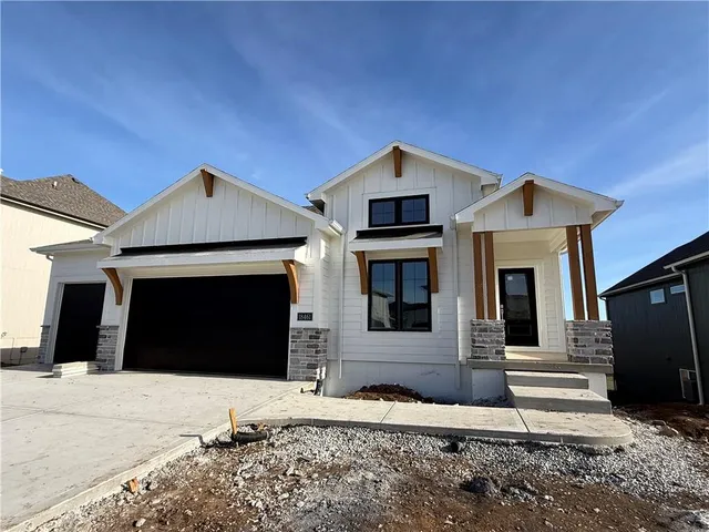 $664,900 | 18461 Windsor Street, Overland Park, KS 66085