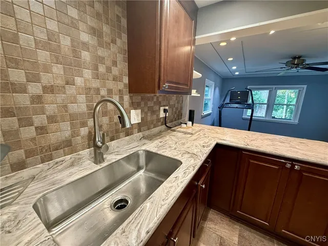 $279,900 | 822 Cumberland Avenue, Syracuse, NY 13210