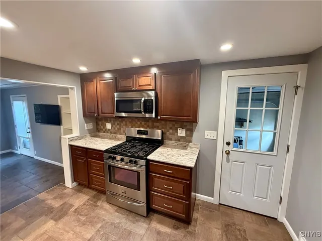 $279,900 | 822 Cumberland Avenue, Syracuse, NY 13210