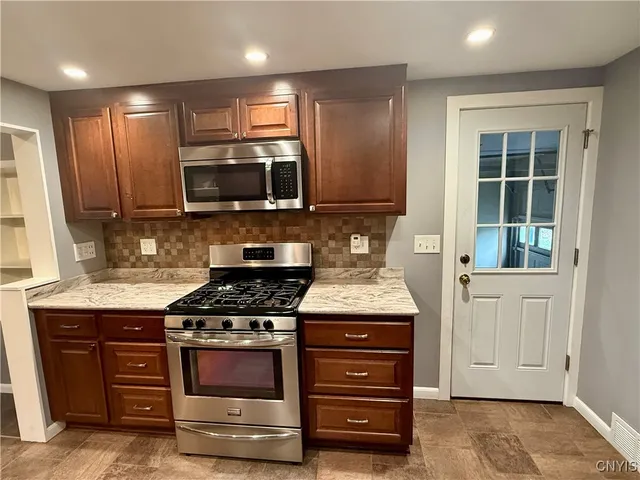 $279,900 | 822 Cumberland Avenue, Syracuse, NY 13210