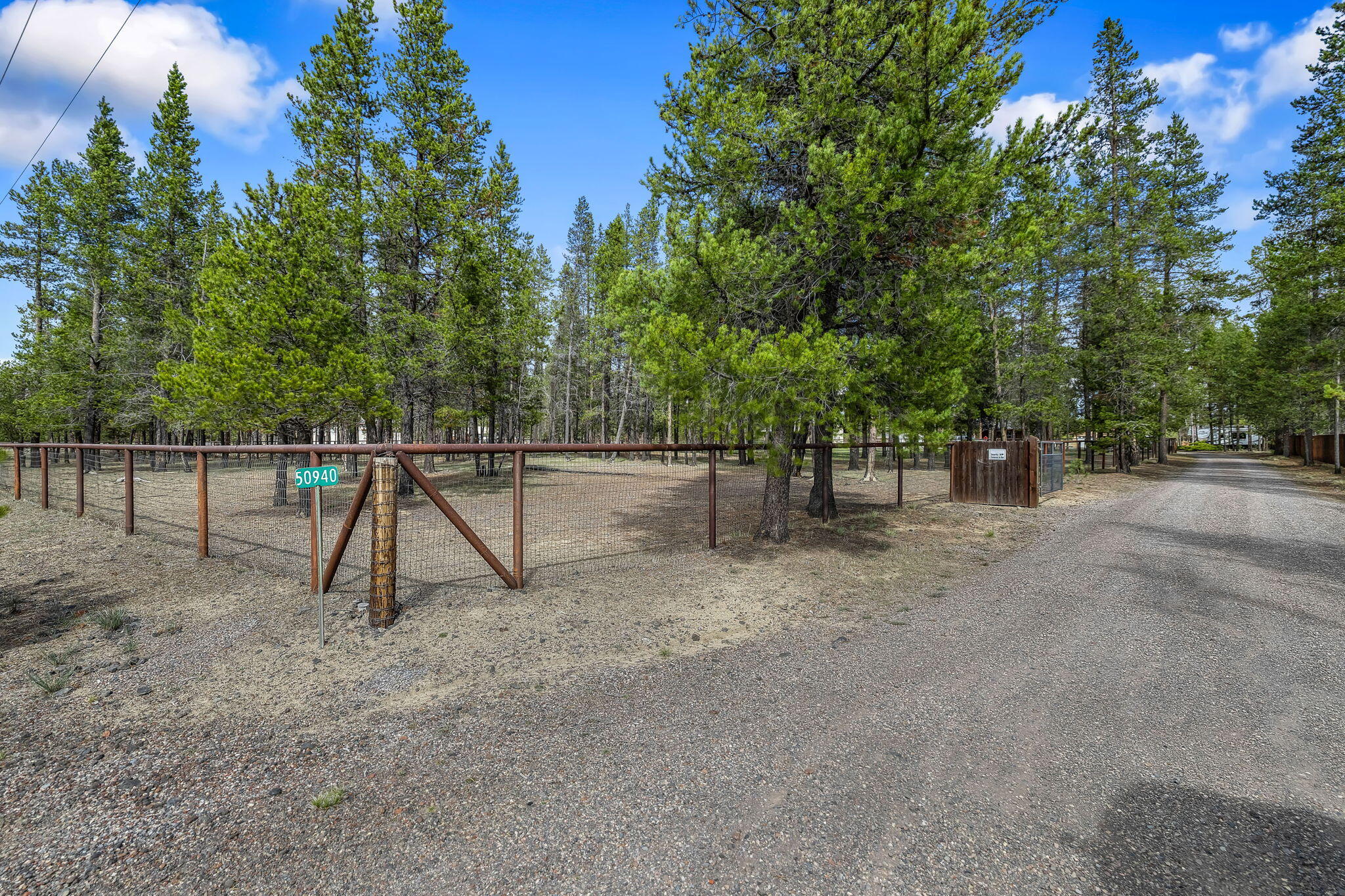 50940 South Huntington Road La Pine, OR 97739 - Photo 45 of 46 2026_04_13_50940_s_huntington_road_la_pi