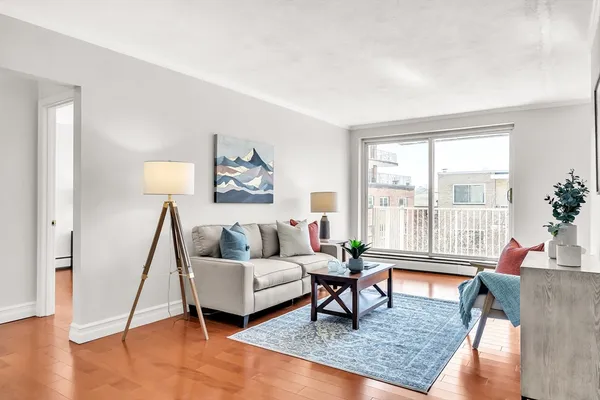 $619,000 | 123 Sewall Avenue, Unit 3A, Brookline, MA 02446