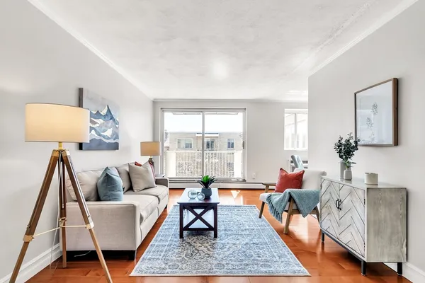 $619,000 | 123 Sewall Avenue, Unit 3A, Brookline, MA 02446