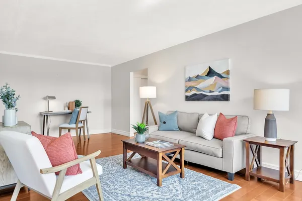 $619,000 | 123 Sewall Avenue, Unit 3A, Brookline, MA 02446