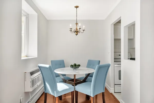 $619,000 | 123 Sewall Avenue, Unit 3A, Brookline, MA 02446