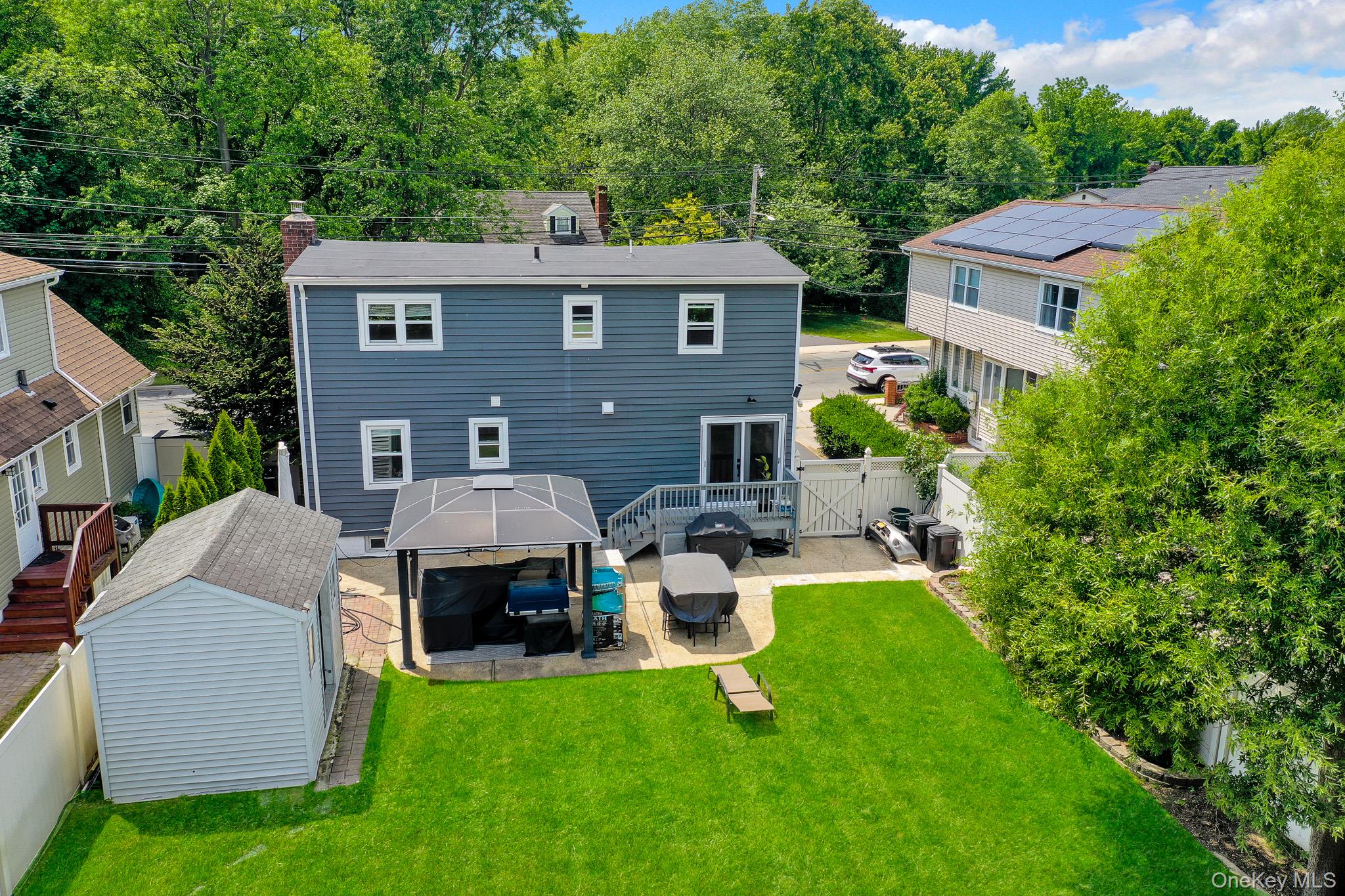 1893 Meadowbrook Road Merrick, NY 11566 - Photo 26 of 37