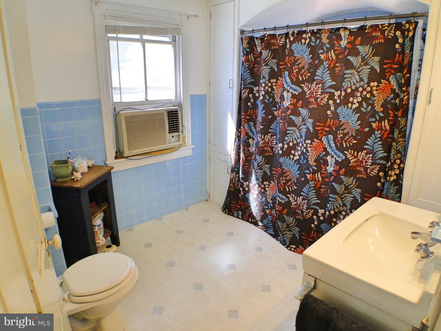 3385 Morgantown Road Mohnton, PA 19540 - Photo 16 of 21 Bathroom