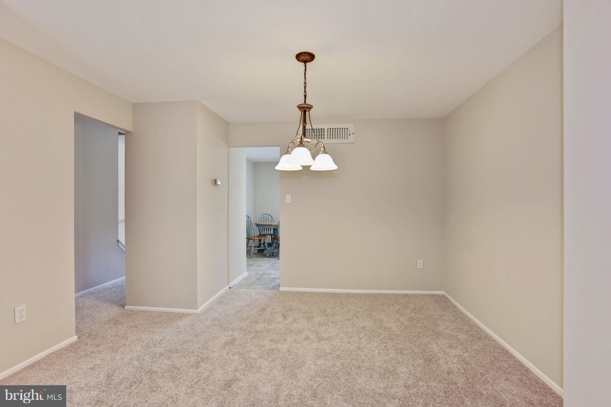 9729 Early Spring Way Columbia, MD 21046 - Photo 26 of 29 Dining Room