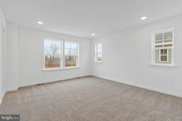 $589,999 | 5729 Howard Drive, Glen Burnie, MD 21061