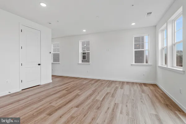 $589,999 | 5729 Howard Drive, Glen Burnie, MD 21061