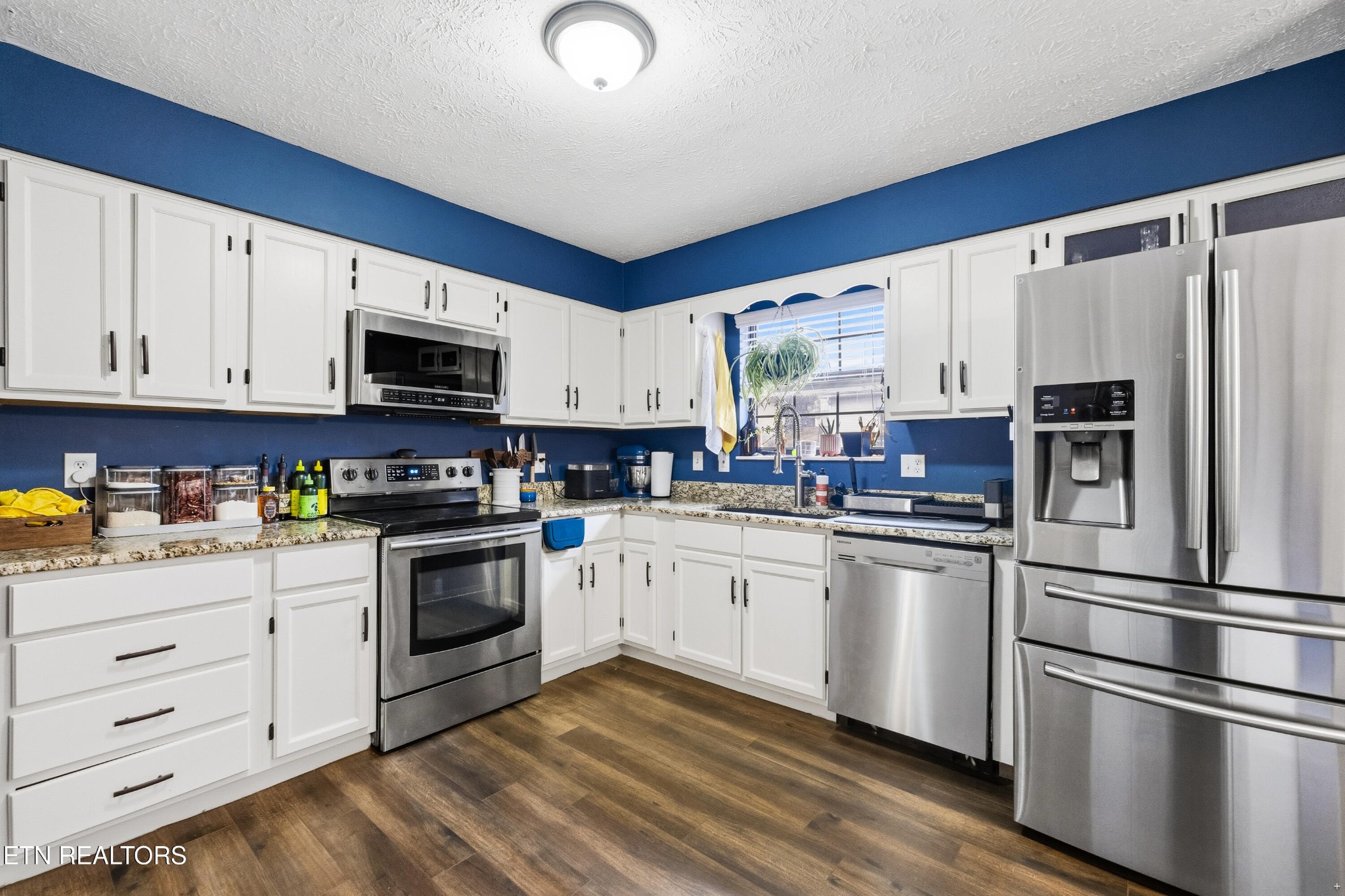 1212 Hoss Road Powell, TN 37849 - Photo 8 of 25 Gallery Image 8